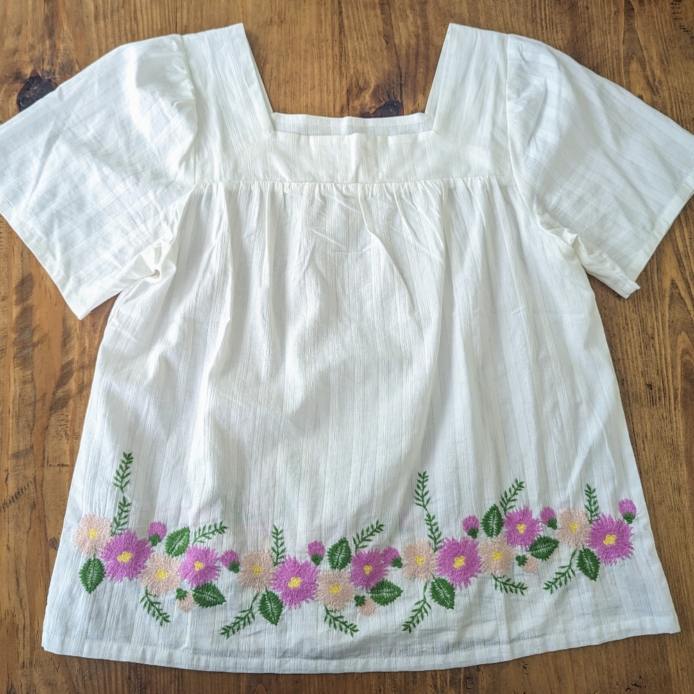 Matilda Jane Women's Embroidered Blouse size M